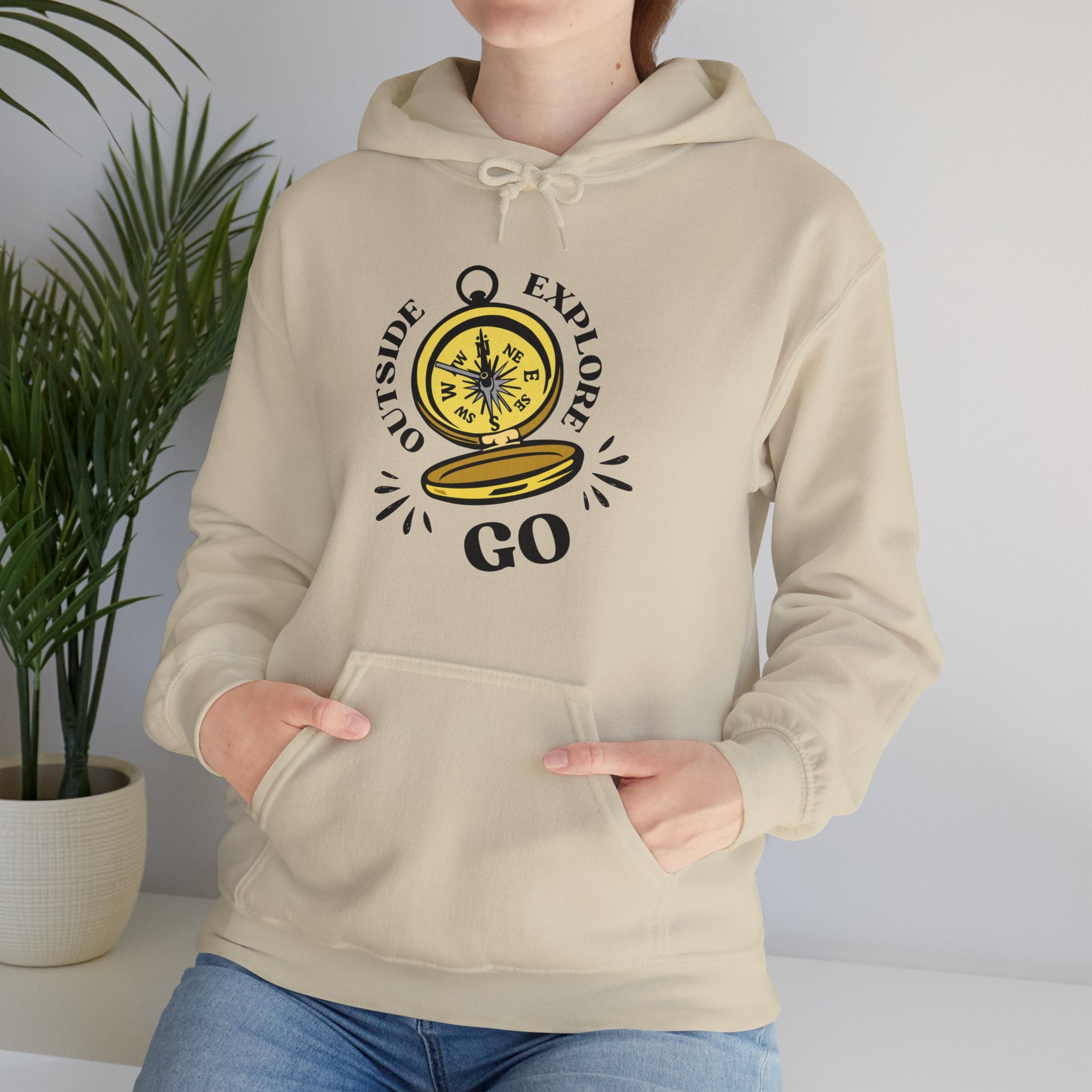 Go Unisex Heavy Blend™ Hooded Sweatshirt